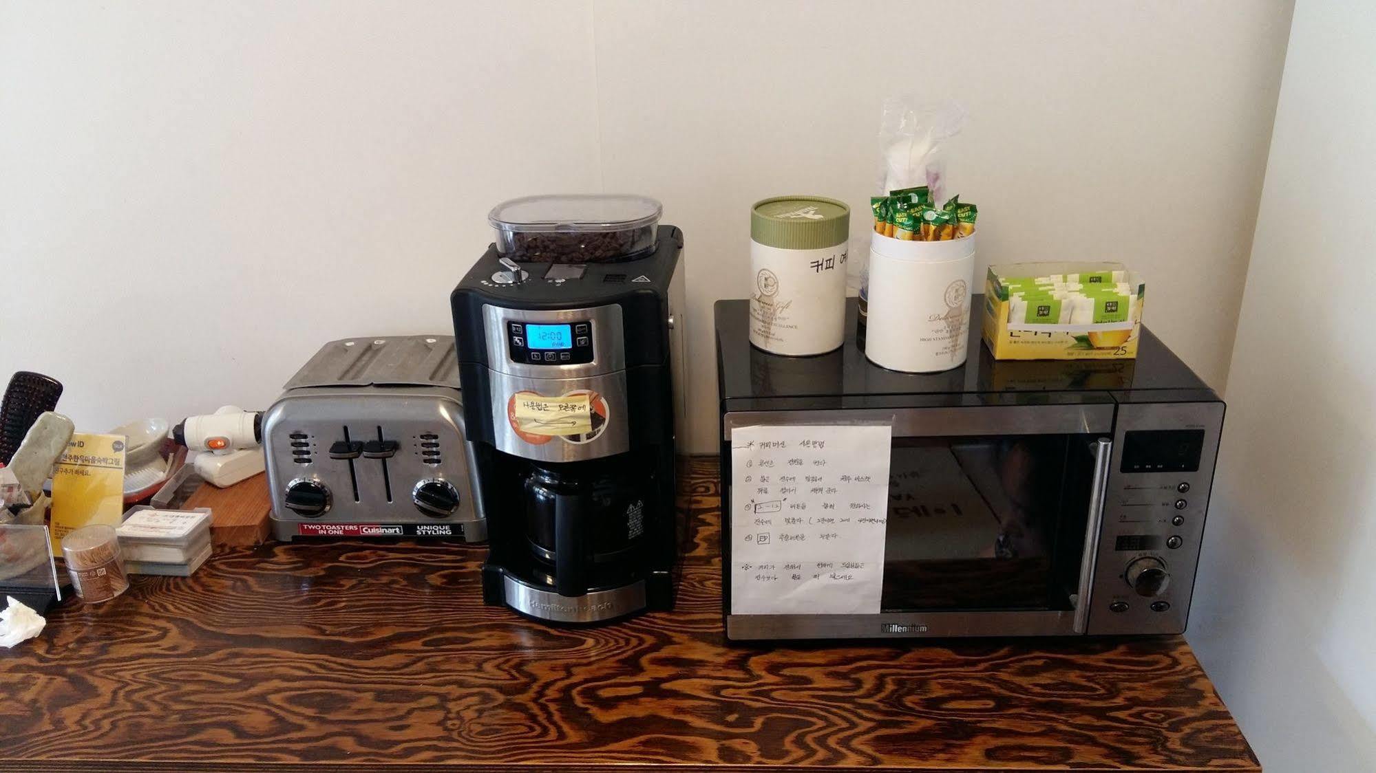Greem Guesthouse Jeonju Ngoại thất bức ảnh